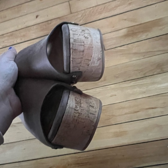 Corky’s Hey Girl! Bada Bing Platform Slip on heels - Picture 5 of 7